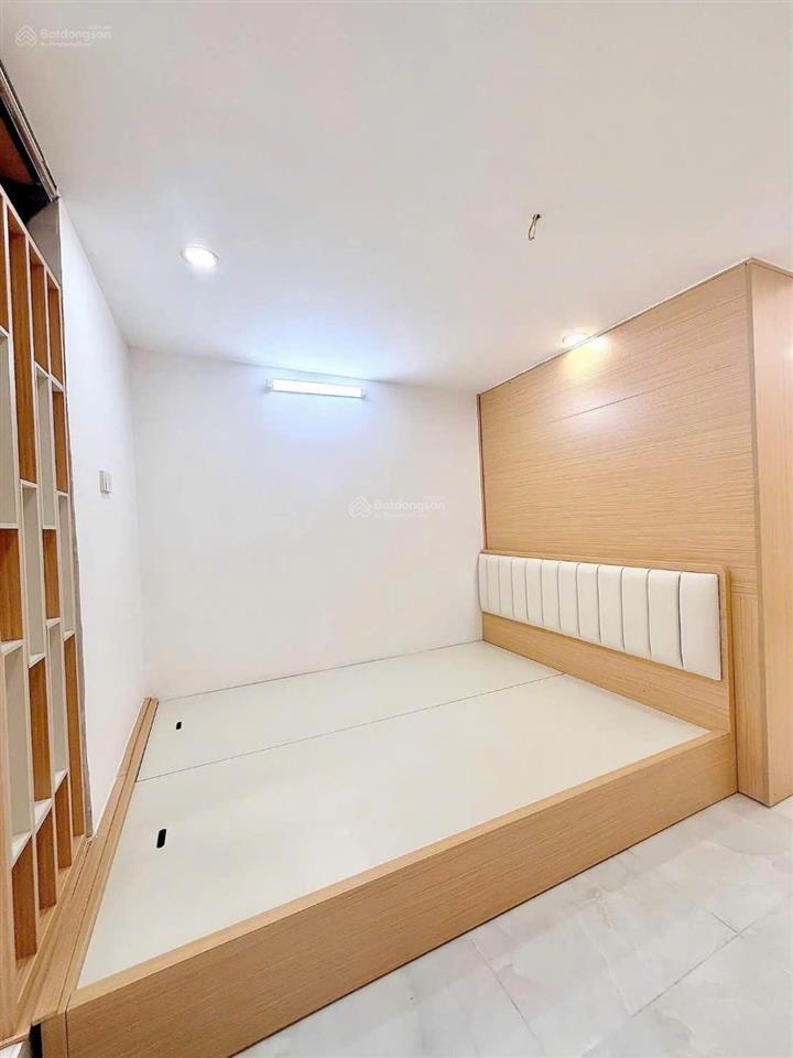 Mở bán căn hộ tập thể tầng 2 phố lò đúc, hai bà trưng