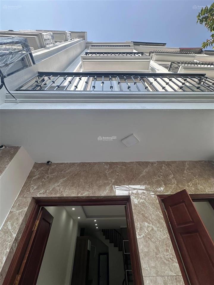 Nhà đẹp di trạch, full nội thất  khách hàng chỉ việc về ở ngay