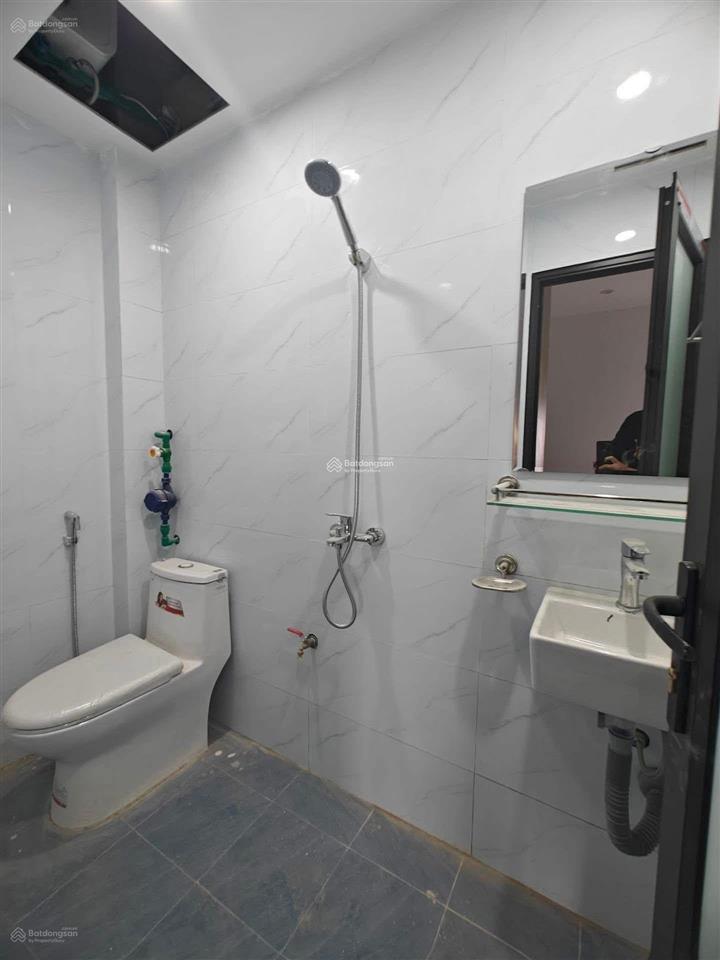 Giảm giá cho căn hộ dịch vụ 7 tầng sát khu đại học công nghiệp lai xá ,kim chung .