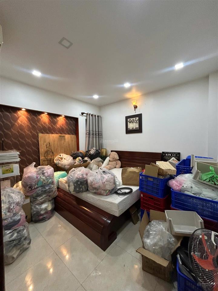 Cho thuê nhà làm vp, diện tích 5.8x10, 5 tầng, 30tr/tháng