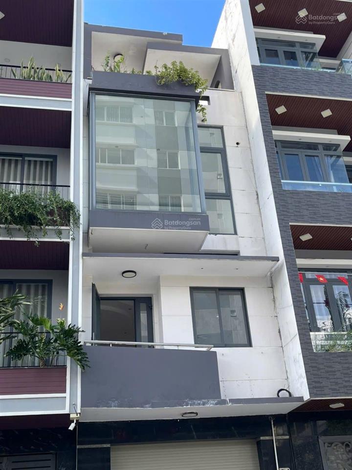 Cho thuê nhà khu phú mỹ chợ lớn (đối diện cc lô b), 4x18, 4 tầng, giá 25tr/tháng, hđ thuê 3 năm