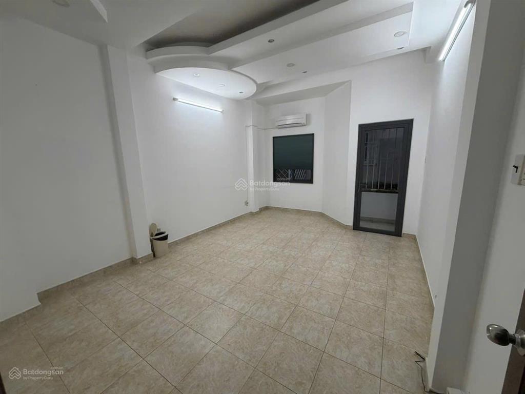 Cho thuê nhà khu phú mỹ chợ lớn (đối diện cc lô b), 4x18, 4 tầng, giá 25tr/tháng, hđ thuê 3 năm