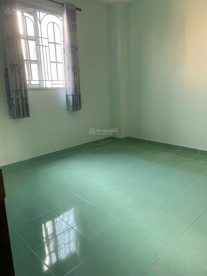 Cho thuê nhà đ/c 70/8 lê lư  4x15  3 tầng  st 4pn3wc giá tốt