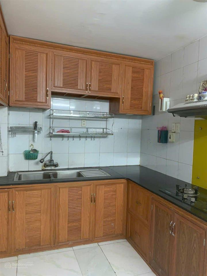 Cho thuê nhà đ/c 70/8 lê lư  4x15  3 tầng  st 4pn3wc giá tốt