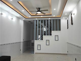 Chính chủ  nhà khu họ lê 5x18  3 tầng  4pn4wc  giá rẻ
