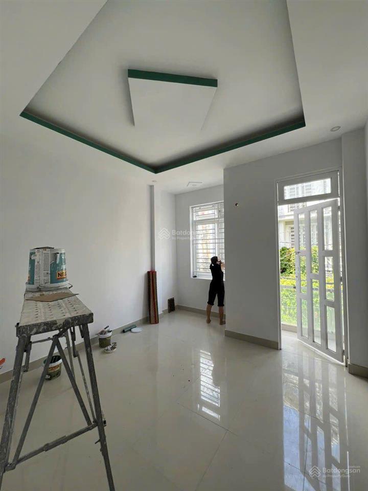 Chính chủ  hxt 99/11 vườn lài  4x18  3 tấm  st  5pn  3wc  giá rẻ