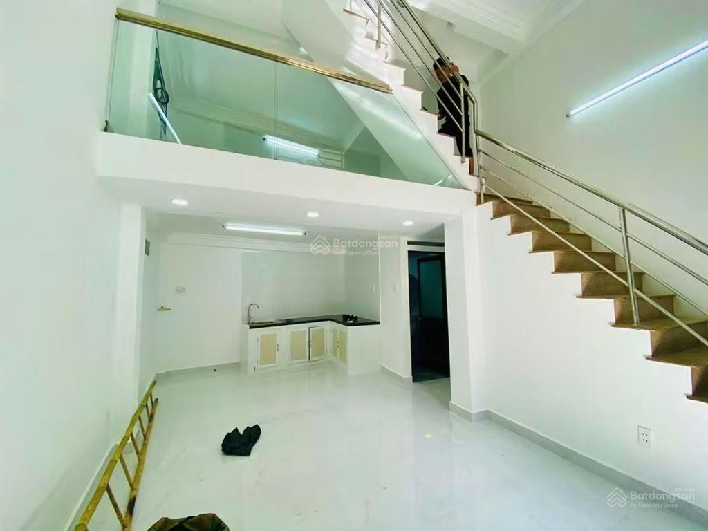 Cho thuê nhà đ/c 68 tây sơn  1 lầu  4x20m  3pn  giá rẻ