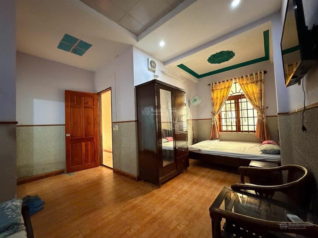 Bán nhà nghỉ mặt tiền ql51 ngay cảng cái mép có 28 phòng