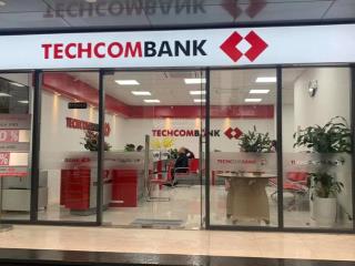 Bán gấp  shophouse chân đế sổ đỏ lâu dài 65m2 dòng tiền cho thuê 40tr/tháng giá chỉ 7,5tr/tháng