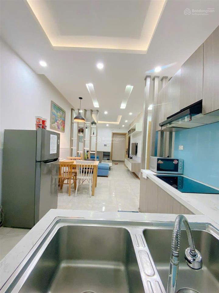 Cho thuê ngày  thuê tháng căn hộ tầng 33 góc 28 mường thanh biển đà nẵng. giá 990k/ngày.