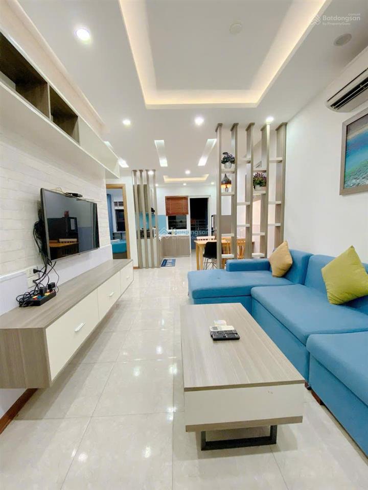 Cho thuê ngày  thuê tháng căn hộ tầng 33 góc 28 mường thanh biển đà nẵng. giá 990k/ngày.