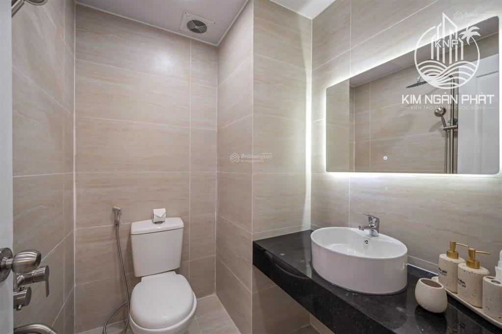 Bán nhanh căn hộ tầng 2048 mường thanh đà nẵng. 0968 251 ***