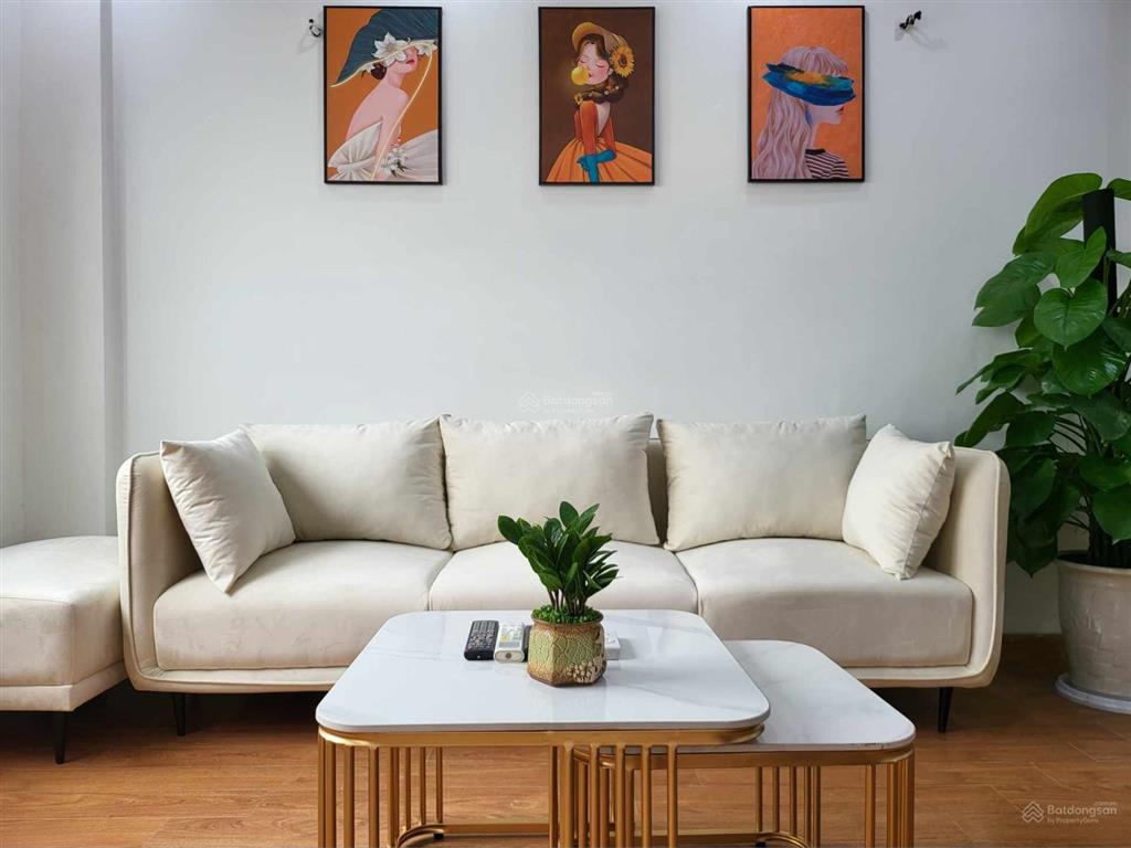 Gấp gấp giá nào cũng bán !!! tôi cần bán nhanh căn góc 2 ngủ full đồ nhà đẹp tại cc hưng thịnh