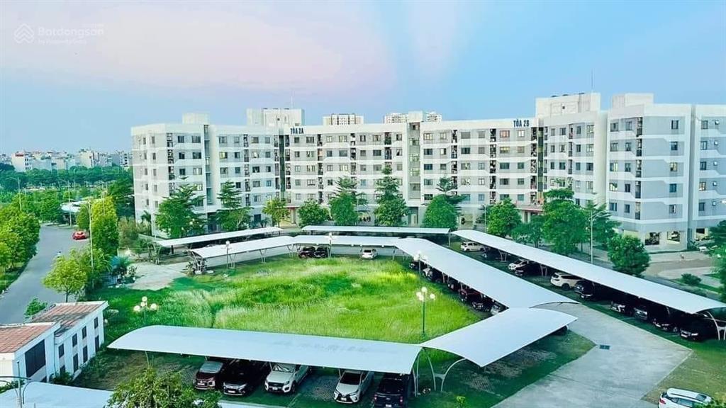 Gấp gấp giá nào cũng bán !!! tôi cần bán nhanh căn góc 2 ngủ full đồ nhà đẹp tại cc hưng thịnh