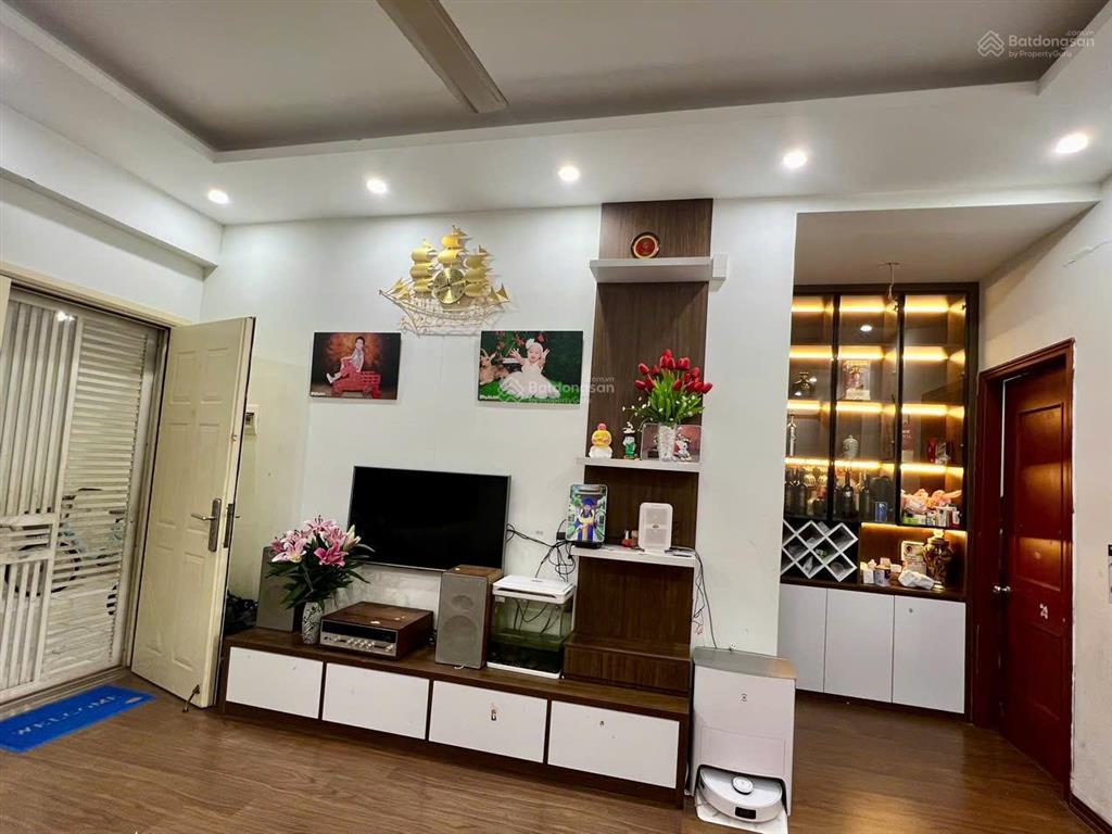 Cắt lỗ giá nào cũng bán !!! nhỉnh 3 tỷ có ngay căn 2 ngủ nhà đẹp , full đồ , sdcc tại cc nam xala