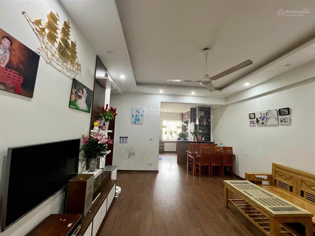 Cắt lỗ giá nào cũng bán !!! nhỉnh 3 tỷ có ngay căn 2 ngủ nhà đẹp , full đồ , sdcc tại cc nam xala