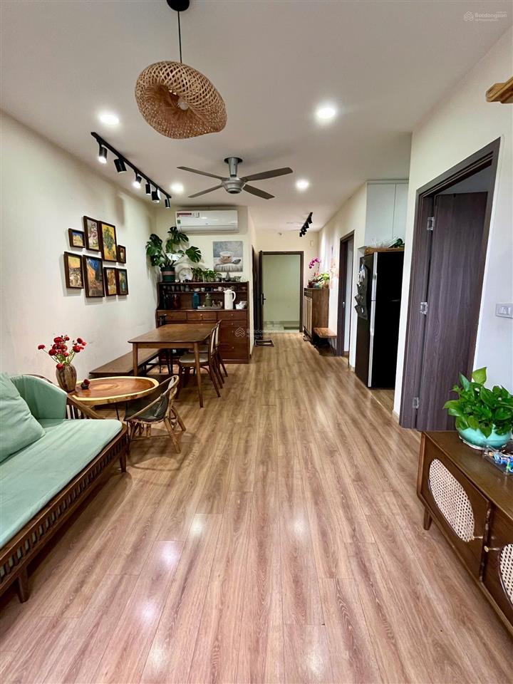 Cần tiền giá nào cũng bán !!! cắt lỗ căn 2 ngủ full đồ , nhà đẹp tại cc xuân mai complex chỉ việc ở