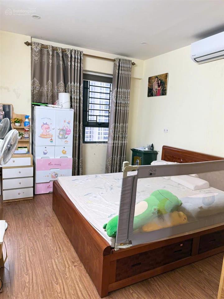 Khẳng định giá tốt khu vực!!! tôi cần bán nhanh căn hộ 3 ngủ full đồ, sđcc tại cc the pride