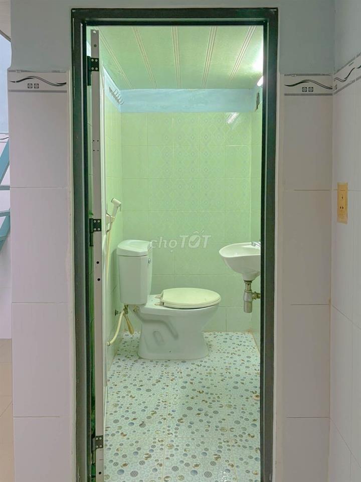 Phòng trọ Bạch Đằng 18m2 sạch đẹp, an ninh,giá tốt