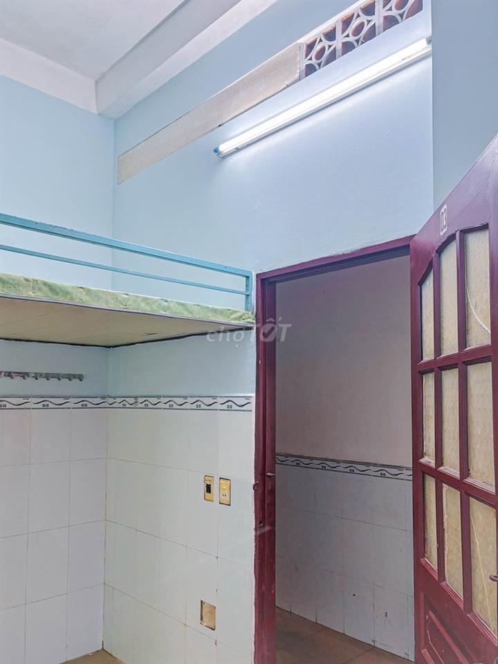 Phòng trọ Bạch Đằng 18m2 sạch đẹp, an ninh,giá tốt