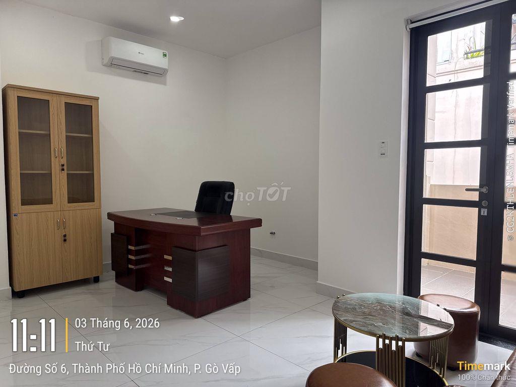 Cho thuê văn phòng đầy đủ nội thất vào làm việc luôn