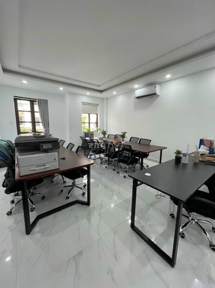 Chính chủ Cho thuê nguyên sàn tầng 1 làm VP 100m2