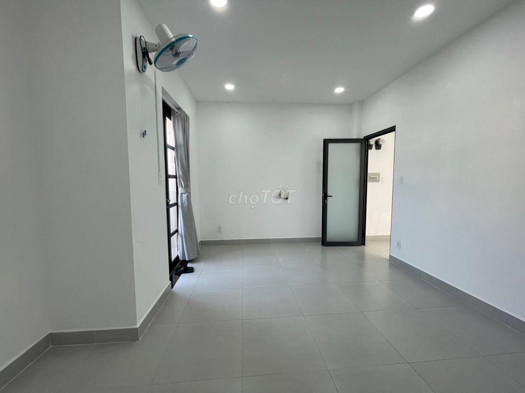 Chính chủ Cho thuê VP giá 5tr (tolet riêng)