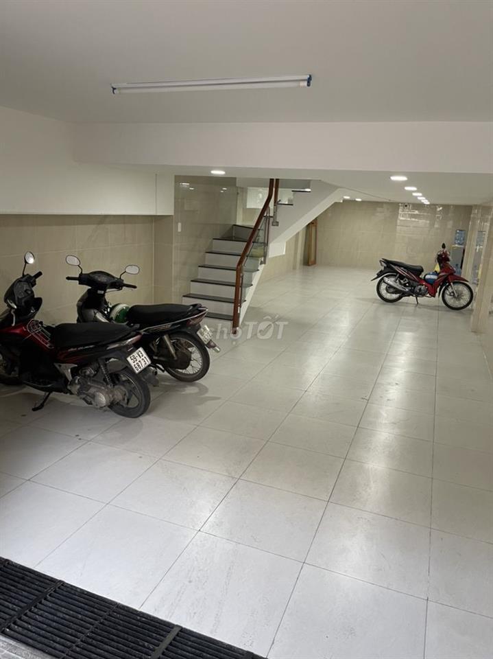 Cho thuê nguyên sàn Lầu 3 làm VP giá chỉ 11tr
