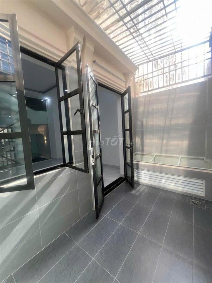 CHO THUÊ VĂN PHÒNG TẦNG TRỆT  (phòng sau) có wc riêng