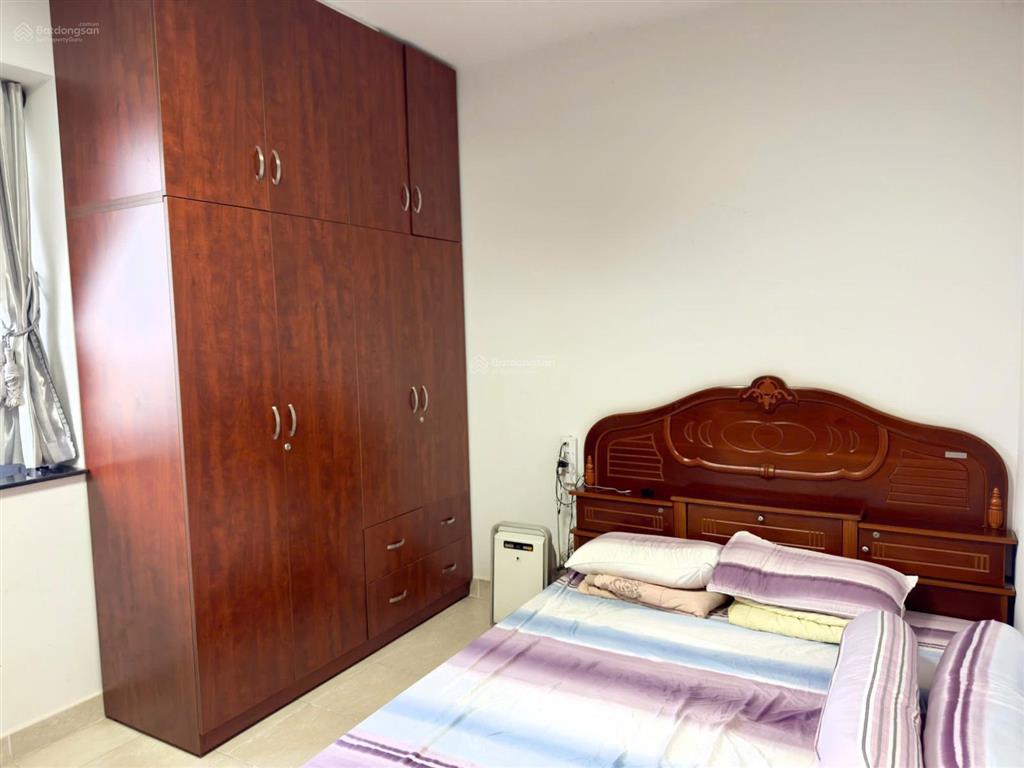 Bán căn hộ 2 phòng ngủ, 71m2, sổ hồng riêng, hỗ trợ vay bank, kdc phú lợi, có thang máy, p7q8