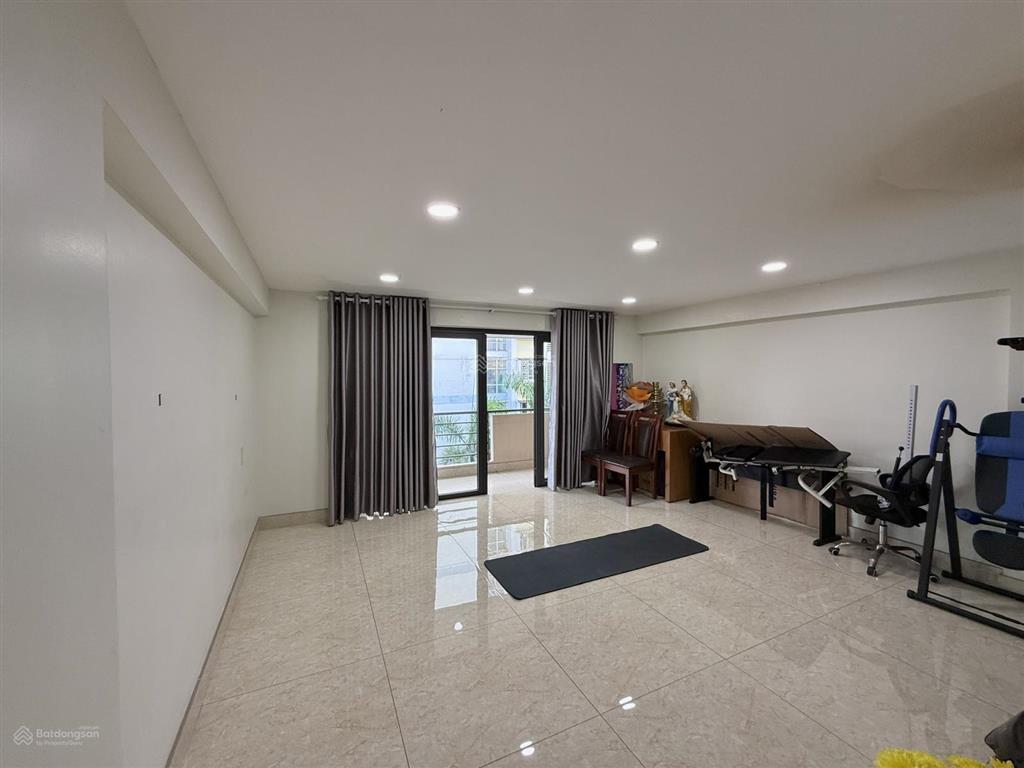 Bán nhà xây tâm huyết, 5x20m (100m2), 1 trệt 2 lầu + sth, 4pn 6wc có thang máy sổ hoàn công phú lợi