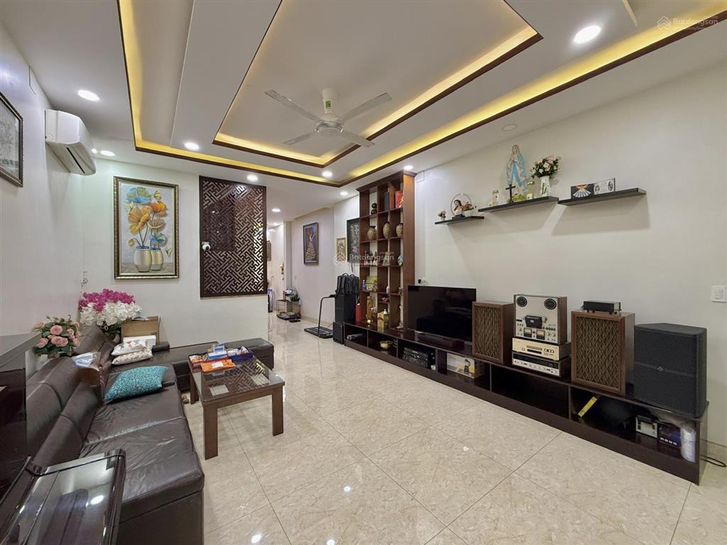 Bán nhà xây tâm huyết, 5x20m (100m2), 1 trệt 2 lầu + sth, 4pn 6wc có thang máy sổ hoàn công phú lợi