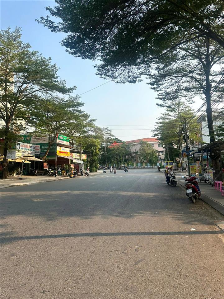 Bán đất 5x18 (90m²), sổ hồng riêng, đường 10m, khu an ninh không bị ngập, kdc phú lợi p7q8