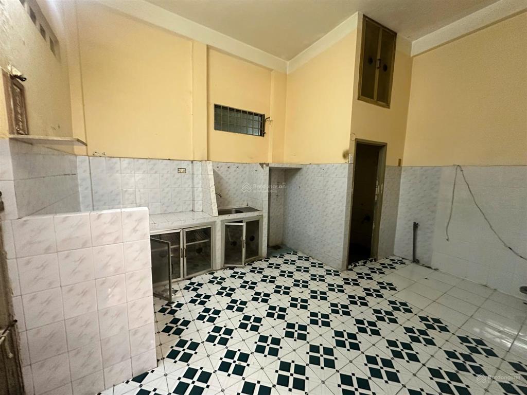 Bán nhà hẻm xe hơi trần phú, gần chợ an đông quận 5, đoạn trần phú hai chiều, sổ riêng, 62m2 đất