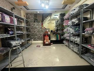 Bán nhà mặt tiền nội bộ 10m, 1 trệt 2 lầu +sth, 4pn 4wc, sổ hồng riêng hoàn công, kdc phú lợi p7q8