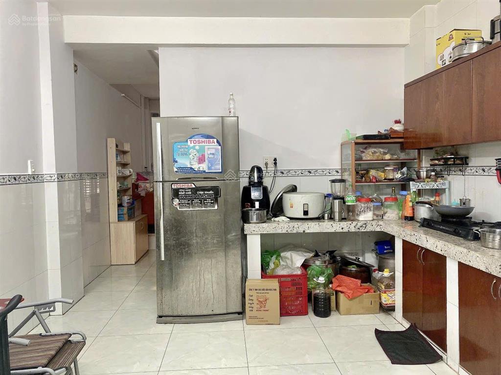 Bán shophouse chung cư phú lợi, dt 80,4m2, sổ hồng có sẵn, 1 trệt 1 lầu, 2pn 2wc, phường bình đông