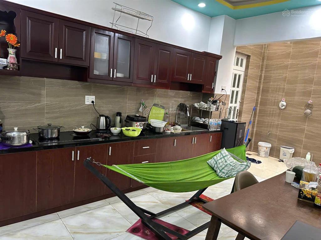 Bán nhà mặt tiền nội bộ kdc phú lợi, diện tích 96m2, 1 trệt 2 lầu +sth, 4pn 5wc, sổ hồng hoàn công
