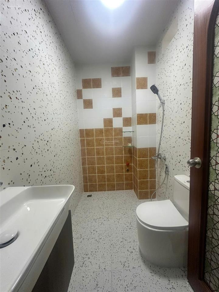 Bán nhà mặt tiền 20m trịnh quang nghị, 100m2, 4 phòng ngủ 5 wc,nội thất như hình,sổ sẵn kdc phú lợi