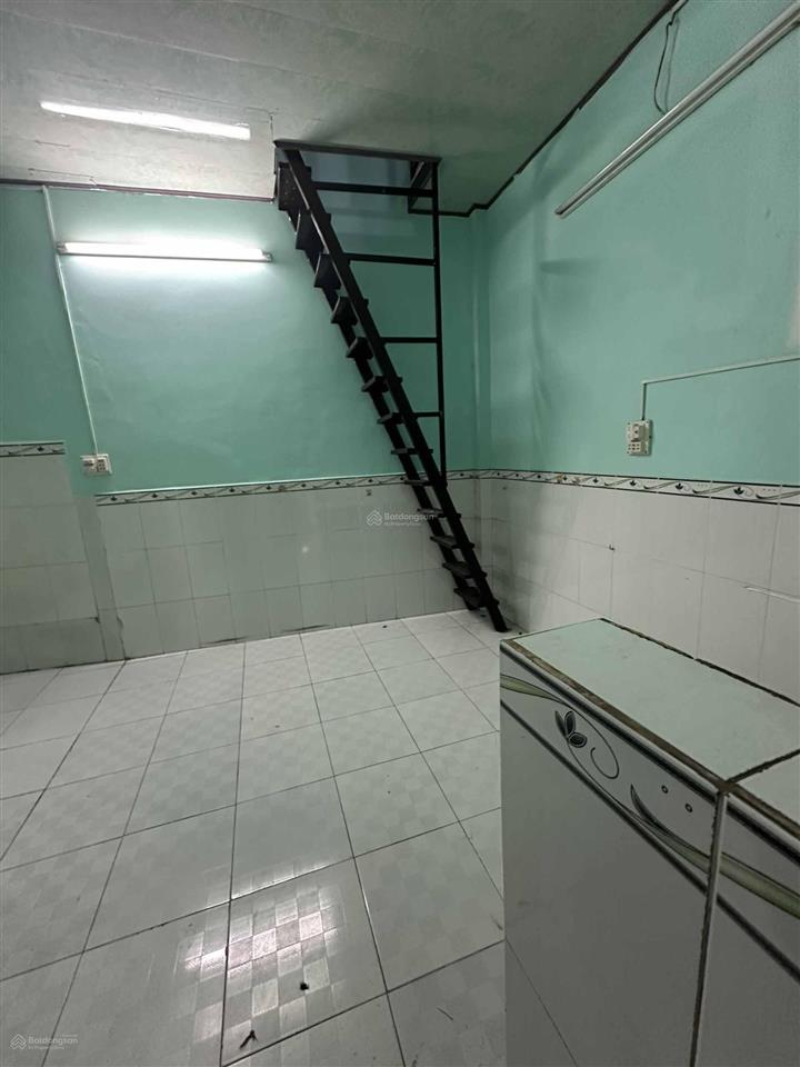 Bán nhà cấp 4, diện tích 77,3m2, sổ hồng sẵn, hẻm ba gác rộng tám danh p4 q8, tiện xây mới lại