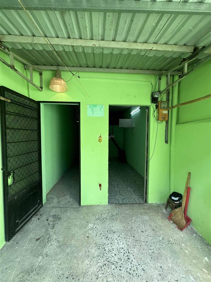 Bán nhà cấp 4, diện tích 77,3m2, sổ hồng sẵn, hẻm ba gác rộng tám danh p4 q8, tiện xây mới lại