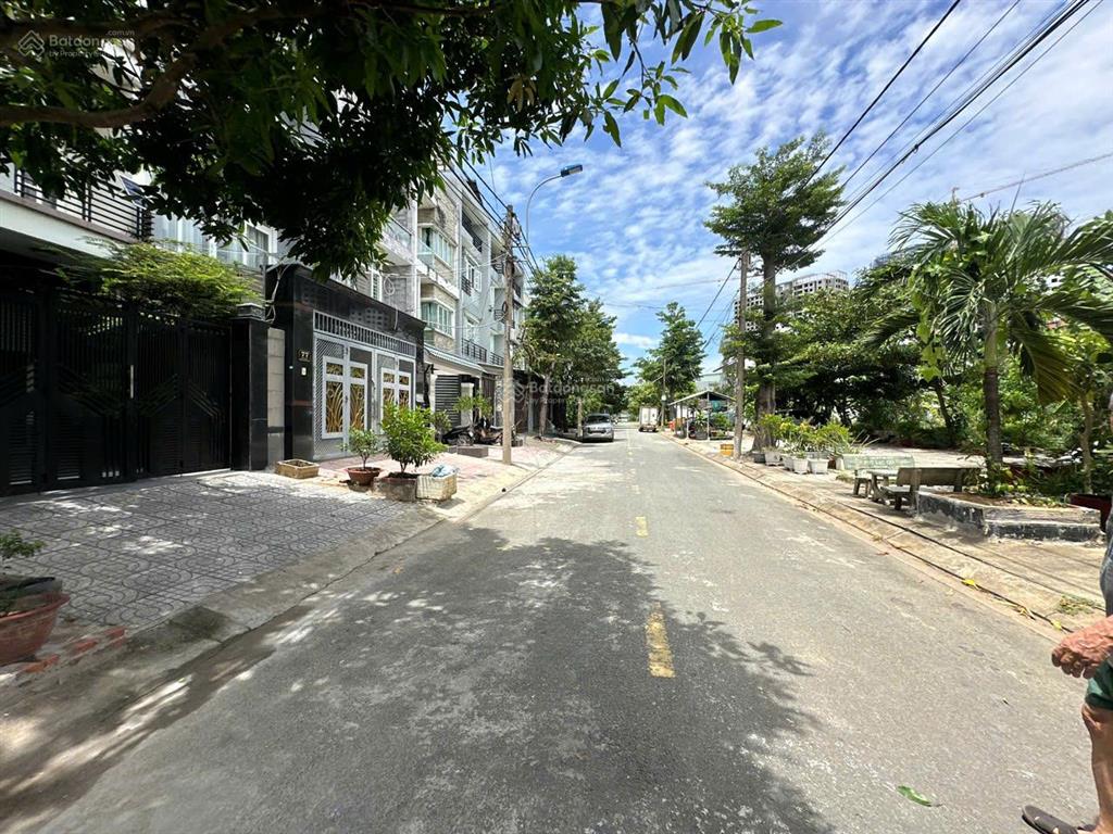 Bán nhà mặt tiền nội bộ khu dân cư phú lợi, 120m2, sổ hồng sẵn, 1 trệt 2 lầu + sth, 4pn 5wc, p7 q8