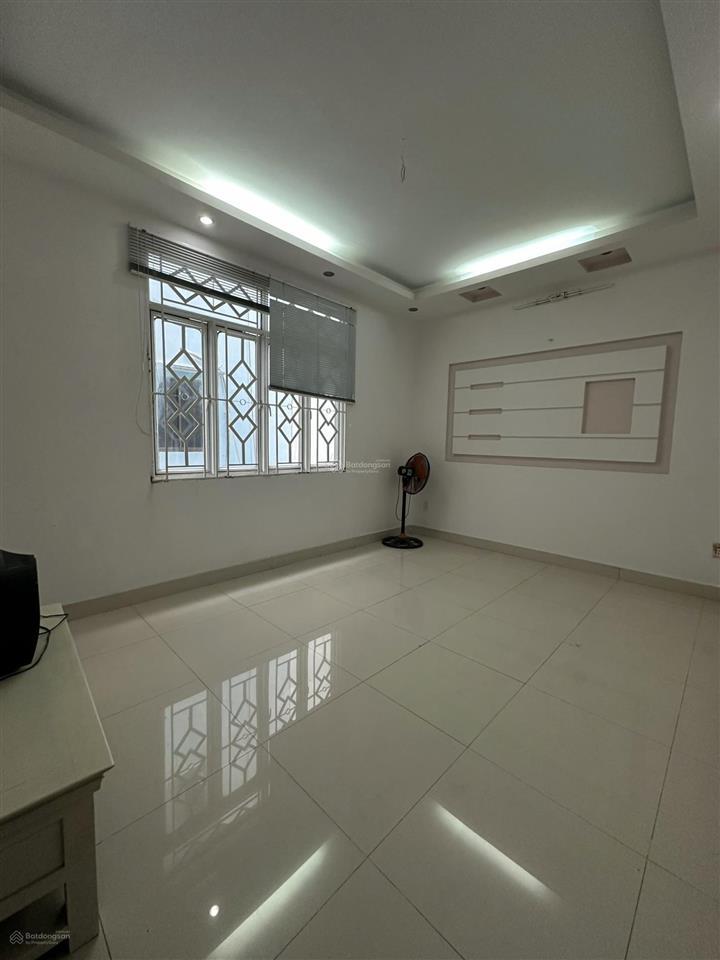 Cho thuê nhà nguyên căn, mặt tiền nội bộ kdc him lam ba tơ, 95m2, 1 trệt 2 lầu +sth, 4pn 5wc, p7q8