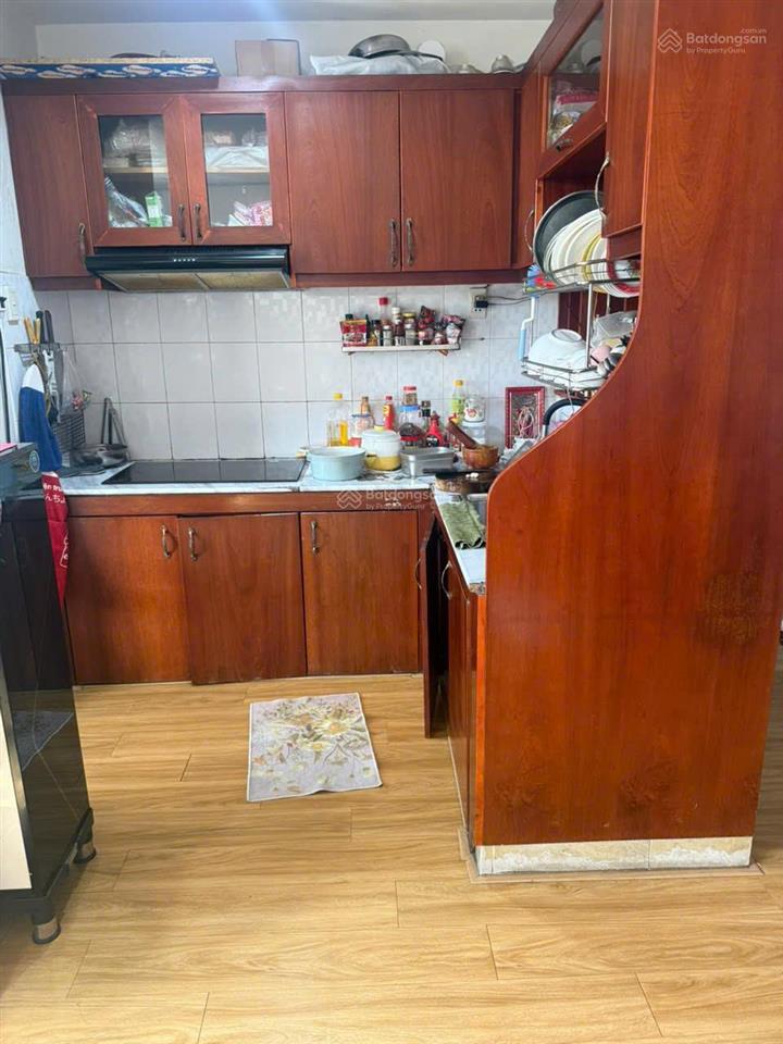 Bán căn hộ 71m2, 2 phòng ngủ, 1 phòng vệ sinh, có tháng máy, sổ hồng riêng sẵn, phú lợi, bình đông
