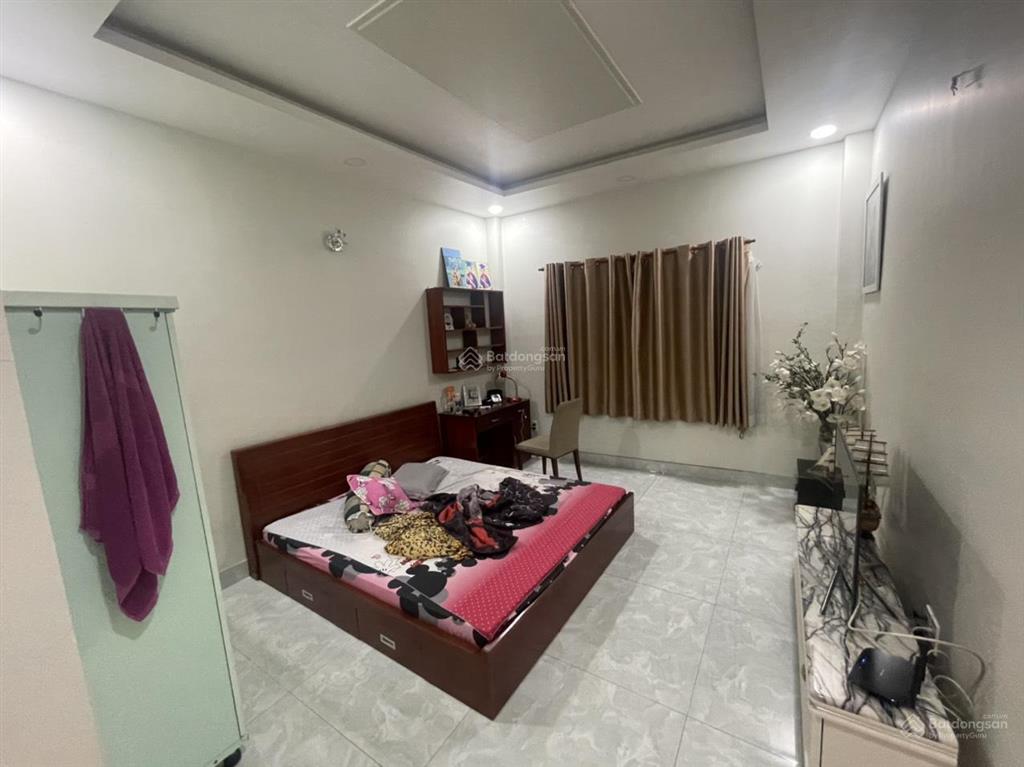 Bán nhà hẻm xe hơi, 56m2, 1 trệt 1 lửng+2 lầu có sân thượng,4pn 5wc,full nội thất,phường chánh hưng