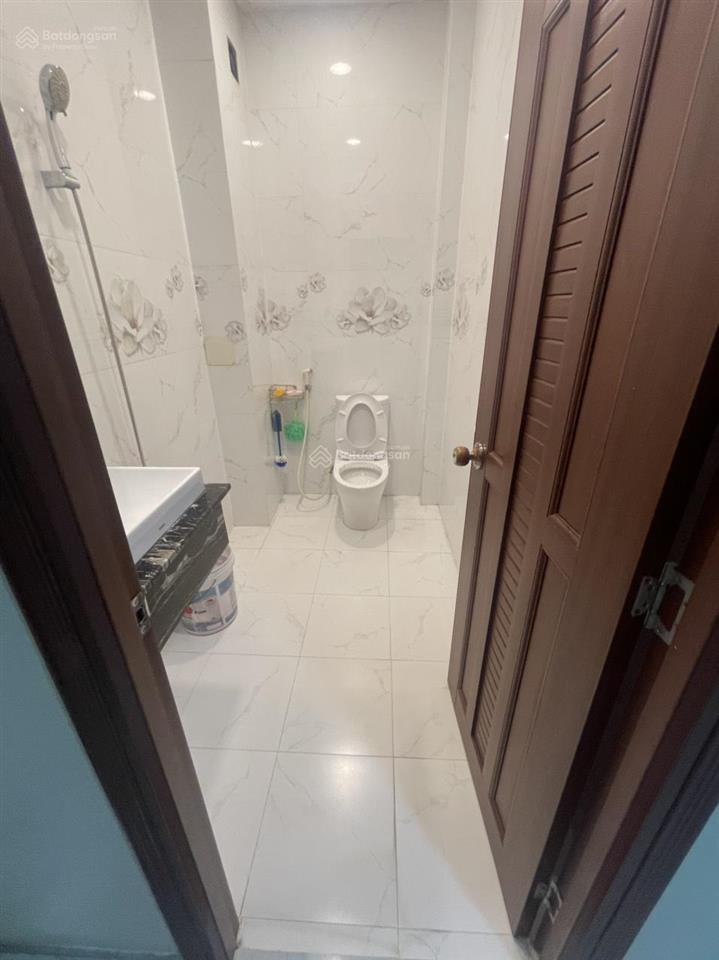 Bán nhà hẻm xe hơi, 56m2, 1 trệt 1 lửng+2 lầu có sân thượng,4pn 5wc,full nội thất,phường chánh hưng