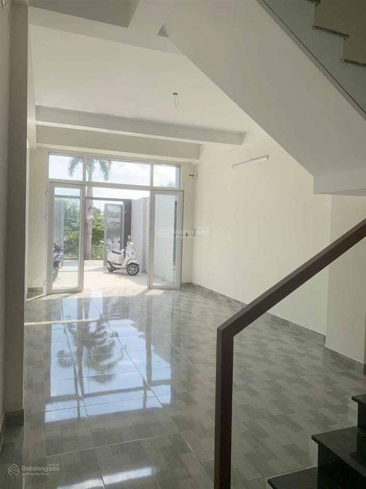 Bán nhà mặt tiền nội bộ, sổ hồng hoàn công đủ, 1 trệt 1 lửng, 2 lầu, st, 5pn 6wc, lê bôi p7q8