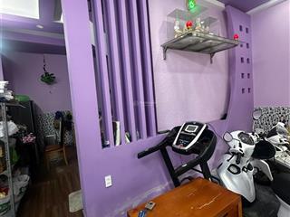 Bán nhà 3 tầng, hẻm ba gác, 4 phòng ngủ 2 phòng vệ sinh, sổ hoàn công đủ, gần cầu bà tàng, pth p7q8