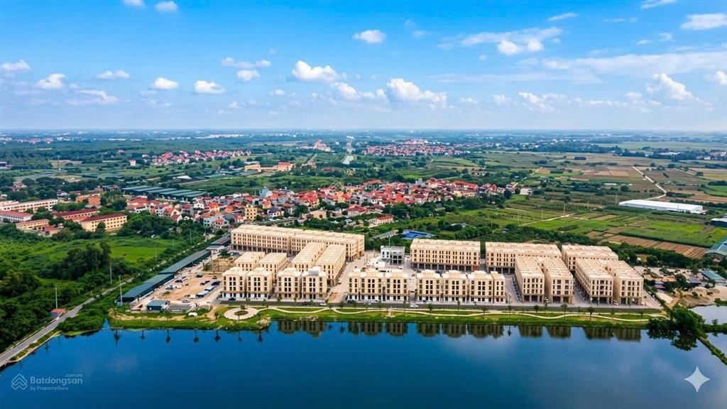Bán biệt thự mặt sông tự nhiên sạch đẹp đáng sống bậc nhất khu đông hà nội