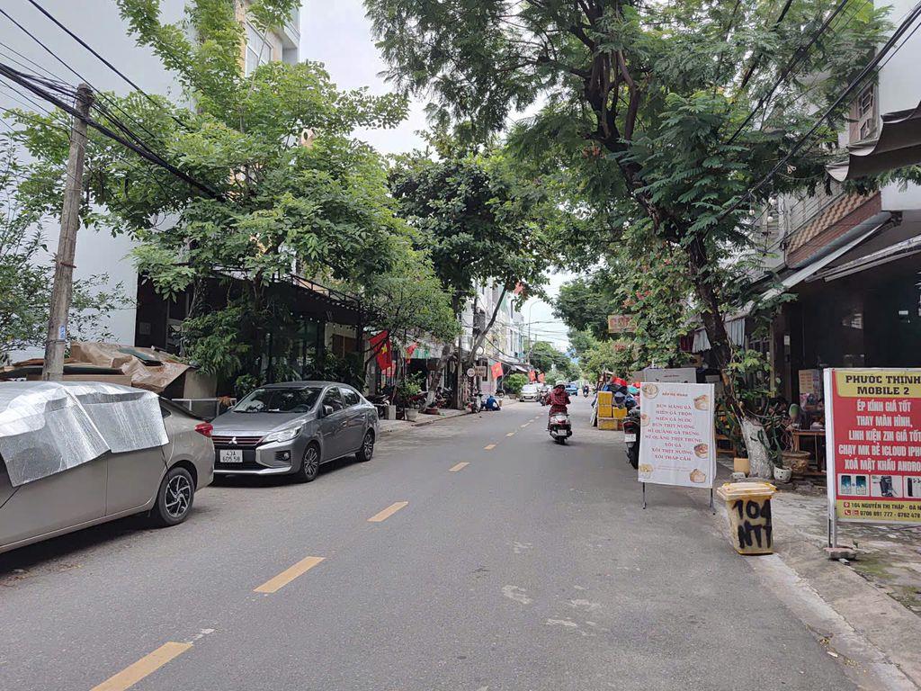 Chính chủ cần Bán nhà MT Nguyễn Thị Thập + đất MT Mê Linh 
