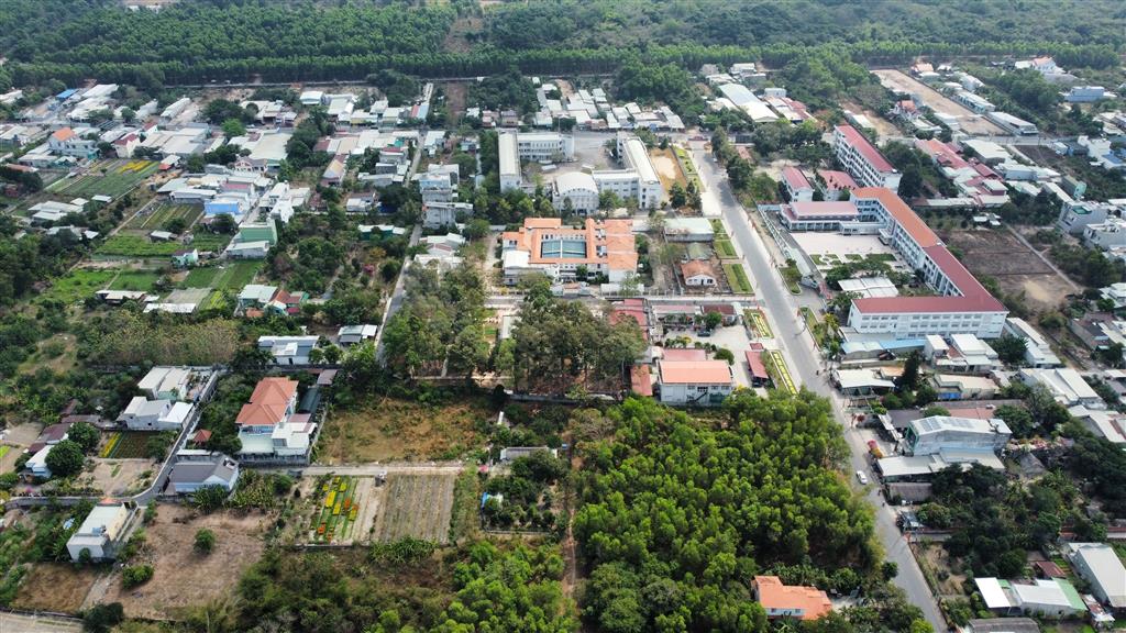Đất thổ cư khu biệt thự vườn ngay trung tâm xã đại phước. tiện ích bán kính 500m